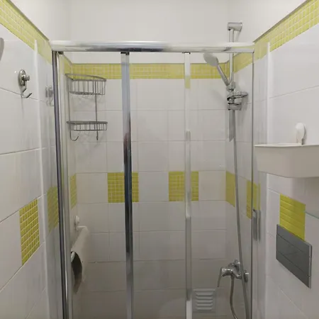 Lisbon's Cosy House Лісабон