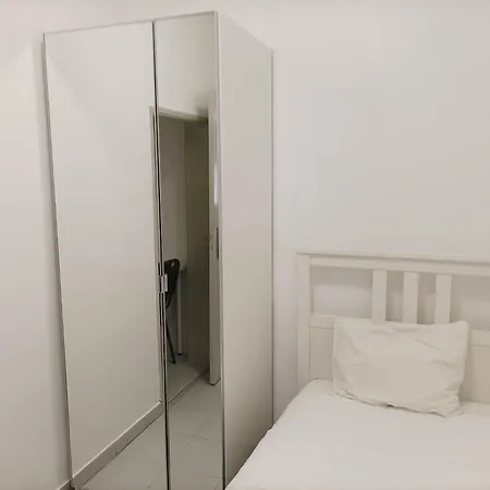 Lisbon's Cosy House *