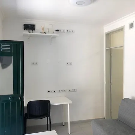 Lisbon's Cosy House